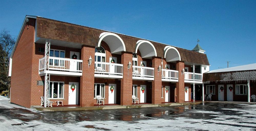 Lockport Inn And Suites ภายนอก รูปภาพ