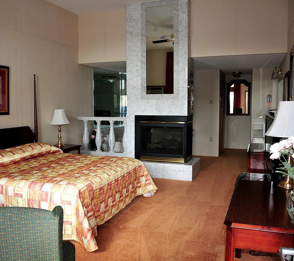 Lockport Inn And Suites ภายนอก รูปภาพ